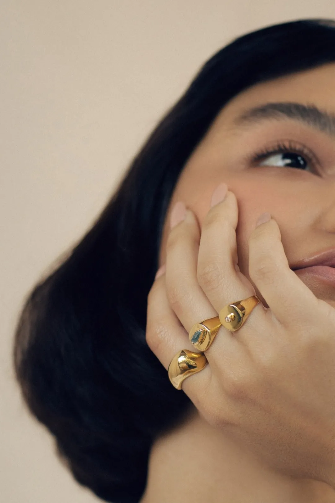 Dipua Anel Cora: Beleza Natural e Estilo em