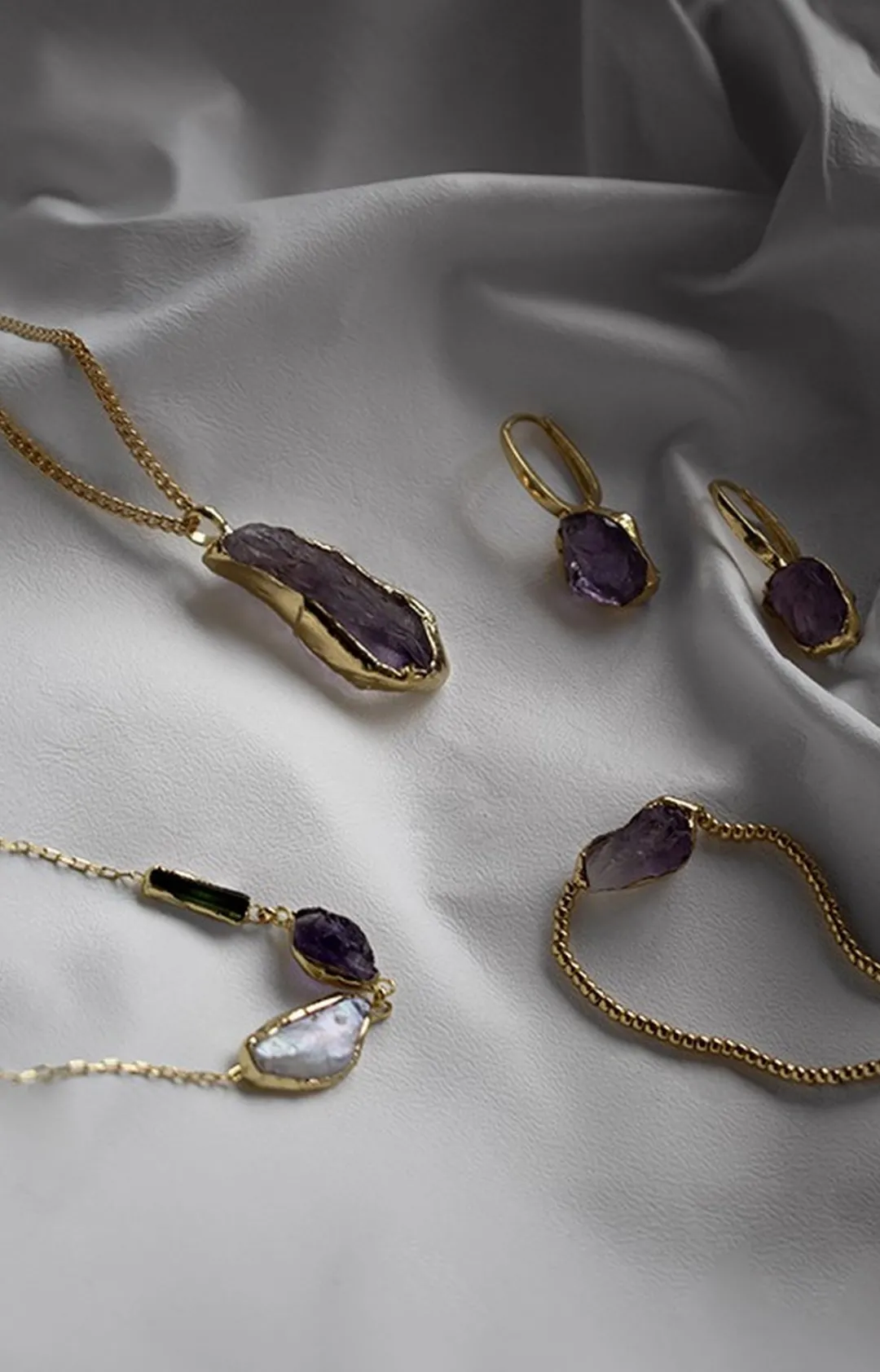 Dipua Argola Hana em - Delicadeza e Estilo em uma Peça