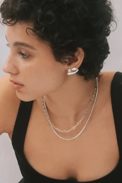 Dipua Brinco Bertha Banhado a - Beleza Contemporânea e Presença Marcante