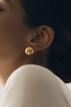 Dipua Brinco Chita: Beleza Selvagem em Ouro