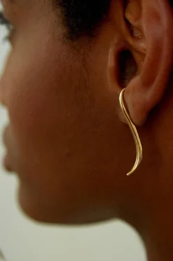 Dipua Brinco Pallo Banhado a Ouro: Beleza Contemporânea