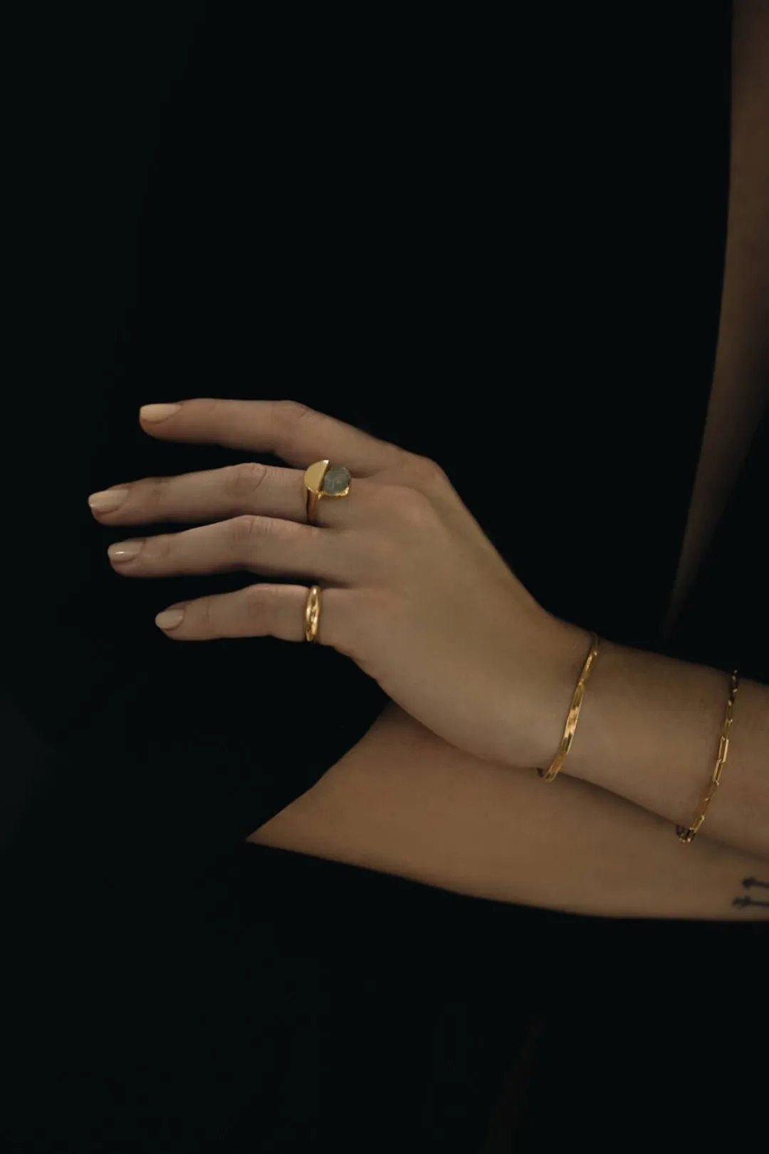 Dipua Pulseira Chat Banhada a - Beleza Contemporânea e Estilo Durad