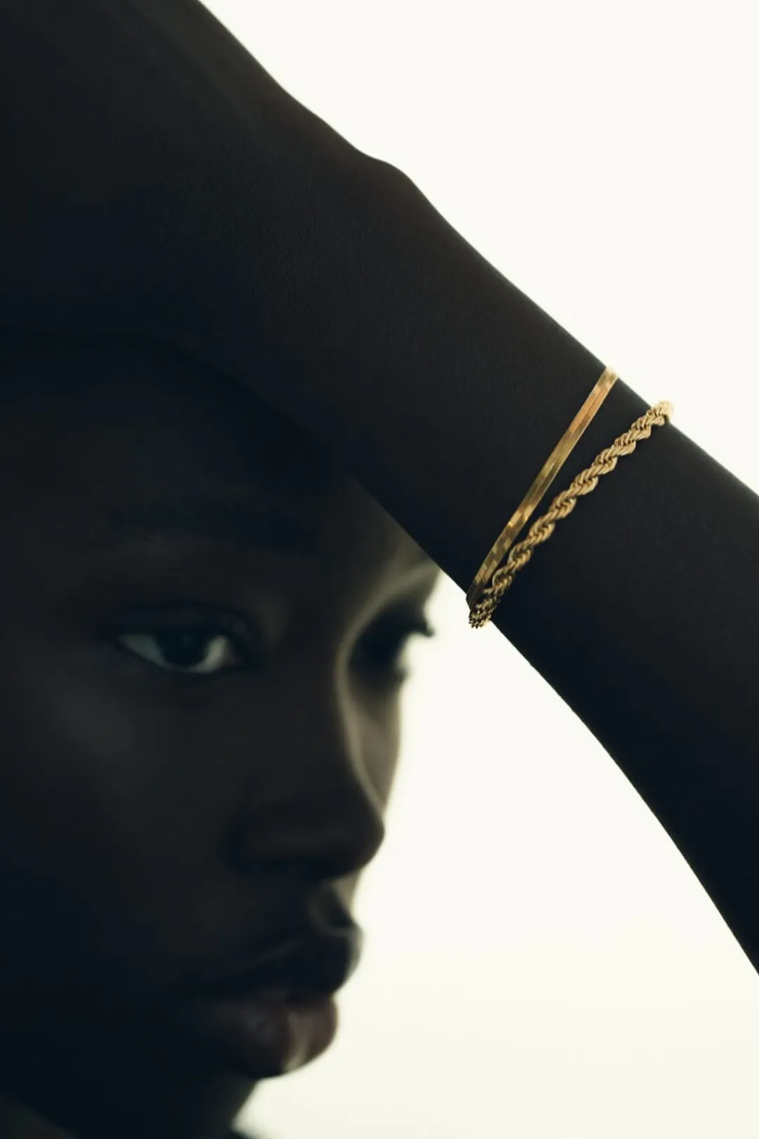Dipua Pulseira Chat Banhada a - Beleza Contemporânea e Estilo Durad