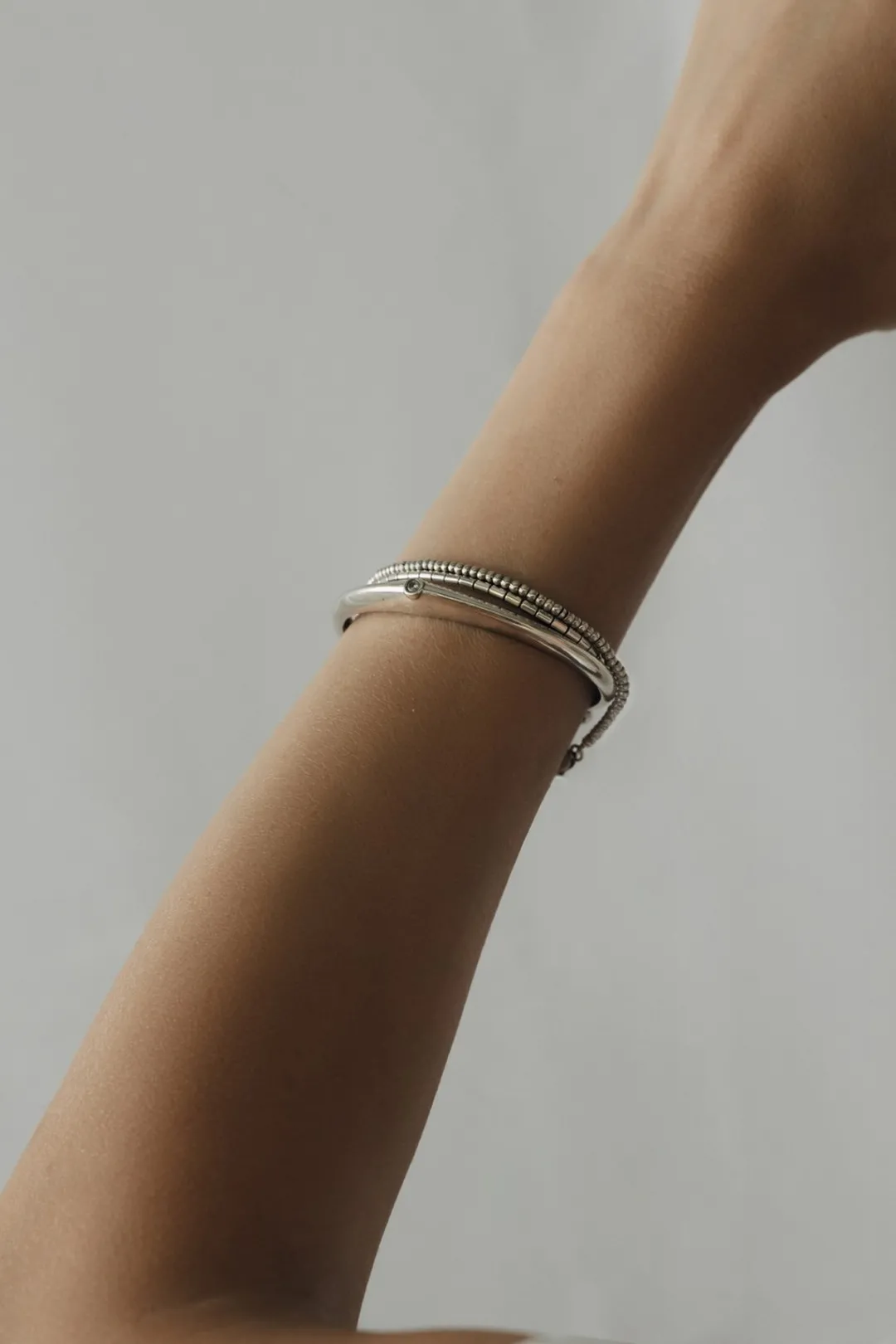 Dipua Pulseira Isla Banhada a Prata - Beleza e Estilo em Cada Pérola